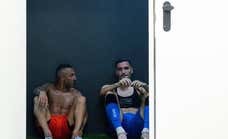 La intrahistoria de la foto viral entre Cazorla y Lucas Pérez: «Por el buen jamón londinense que nos tomábamos»