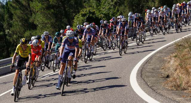 Qué son y para qué sirven las tarjetas amarillas en ciclismo