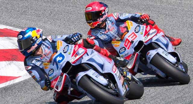 Álex Márquez justifica el bajón de Marc: “Cuando tienes una moto del año anterior, el equipo no te puede exigir que ganes un Mundial”