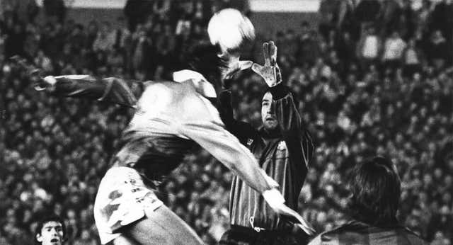 El vodevil en un hotel de Zaragoza que llevó a Zubizarreta al Barça: «Al terminar no vimos ni un duro»