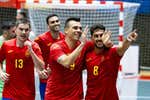 España recupera la mejor versión de Sergio Lozano y de Adolfo