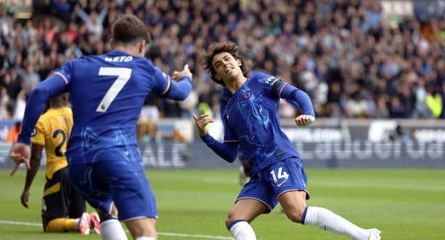 Joao Félix sonríe con un ‘redebut’ soñado