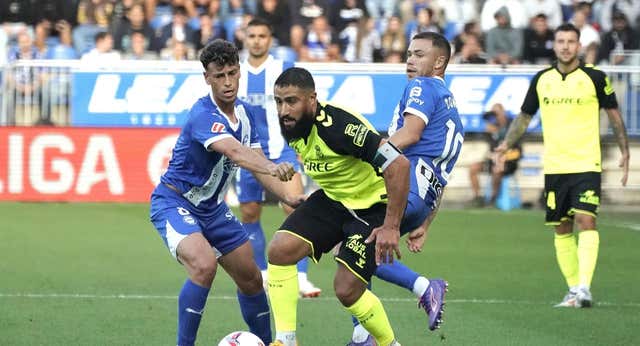 Ni Alavés ni Betis son capaces de acertar de cara a puerta y firman el empate