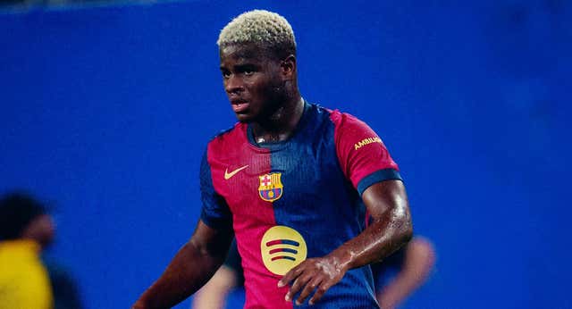 El paradigma Mika Faye explica una política de compraventa que sale al rescate del Barça