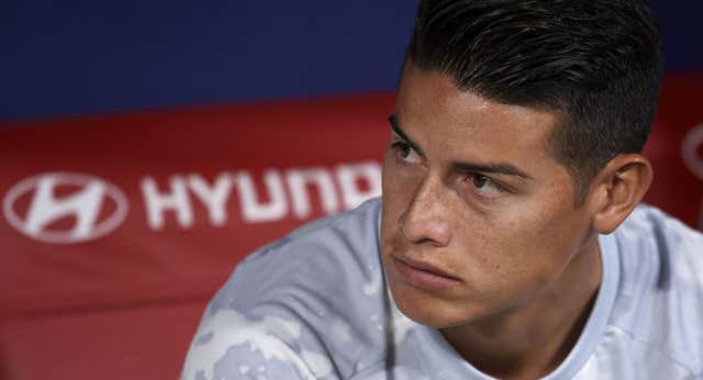 Un poste que pudo cambiar la historia, malas caras y la venta de James que dejó al Real Madrid en evidencia