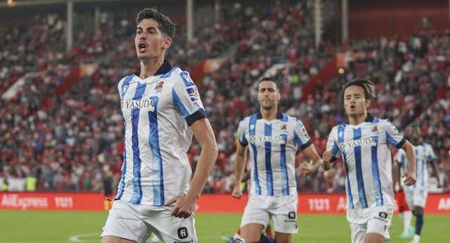 Cronología de las últimas horas de mercado en Segunda: Carlos Fernández, Reinier, Adu Ares y el Elche amenizan el desenlace