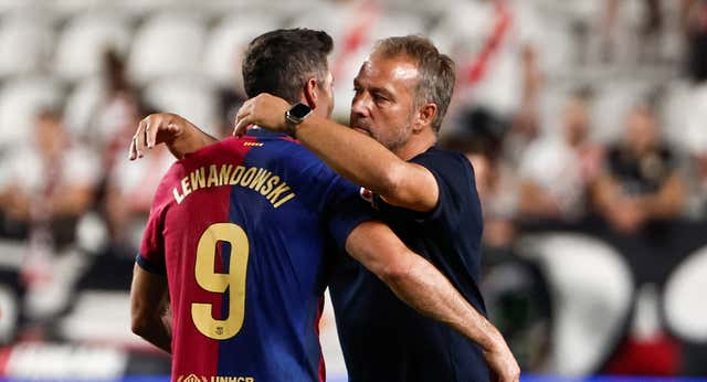 El toque de Flick convierte al Barça en un rodillo y ‘cambia’ a Lewandowski