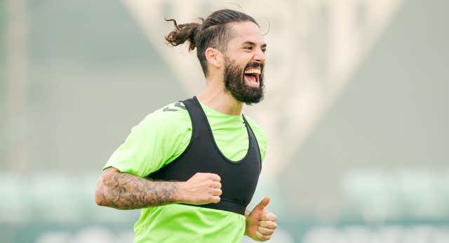 El Betis espera a Isco: cautela en el club y sin fecha de reaparición