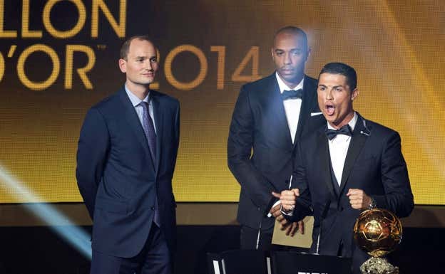Cristiano Ronaldo grita «siuu» en la gala del Balón de Oro en 2014.  ARCHIVO