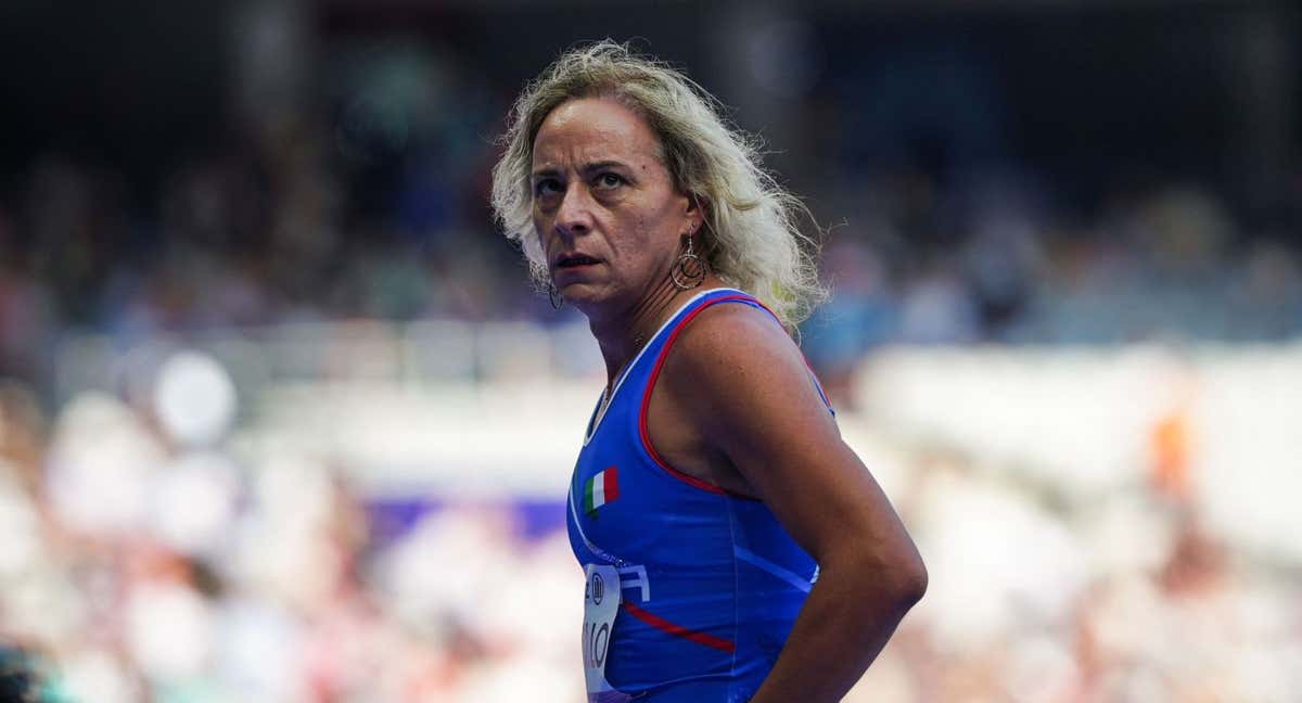 Valentina Petrillo, tras ser eliminada de los 400 metros T12. /AFP