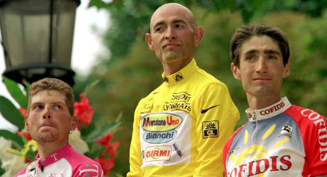 Cuando Eufemiano dopaba “por vocación” y Ullrich iba con flores a Pantani: ¿por qué creernos los récords actuales del ciclismo?