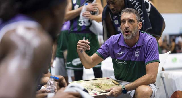 El ‘si hay lesionados será más fácil’ que pone de manifiesto el ‘bendito’ problema de Ibon Navarro en Unicaja
