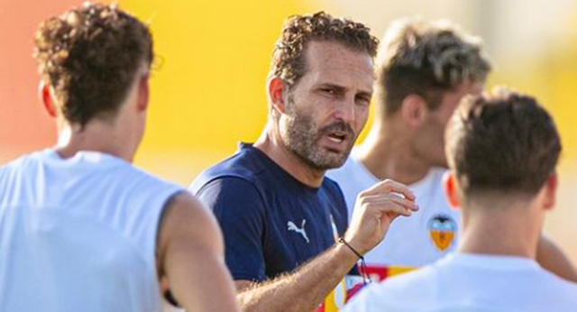 Rubén Baraja pide a su vestuario ‘responsabilidad’ tras el expediente a Rafa Mir