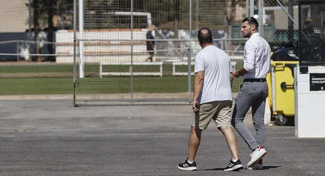 La otra cara del ‘caso Rafa Mir’: Lim ni se pronunció, la sanción ‘histórica’ en su salario y su compra que no se descarta
