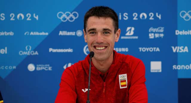 El Red Bull de Primoz Roglic bendice la llegada de Oier Lazkano: “Su estilo destaca en el ciclismo moderno”