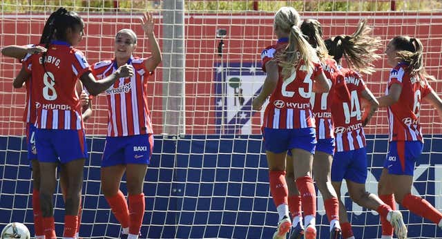Lauren Leal vale por dos en la victoria, con susto, del Atlético