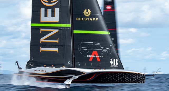 Ineos se mete en la final antes del debut (por fin) del Sail Team BCN