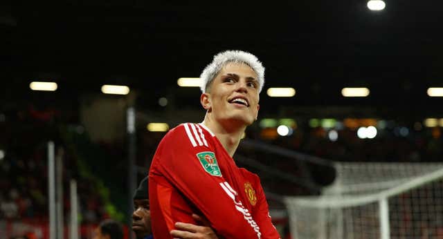 Alejandro Garnacho y el Manchester United se foguean goleando a un tercera inglesa