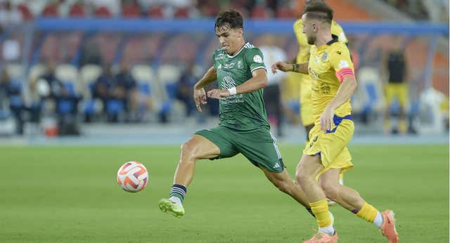 Gabri Veiga ‘sienta’ a Firmino y se gana el puesto de titular en la mediapunta del Al-Ahli
