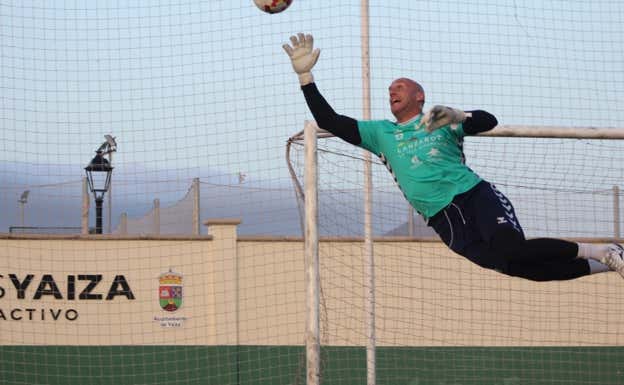 Nauzet Pérez, en un entrenamiento con su actual club.  UYS