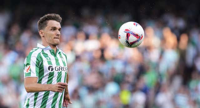 Diego Llorente, un maestro de la zaga y la disciplina: «No predica con la palabra, lo hace con el ejemplo»