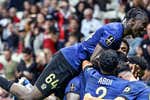 Tres cambios tácticos en la primera parte y dos goles en tres minutos retratan una goleada de leyenda en Francia