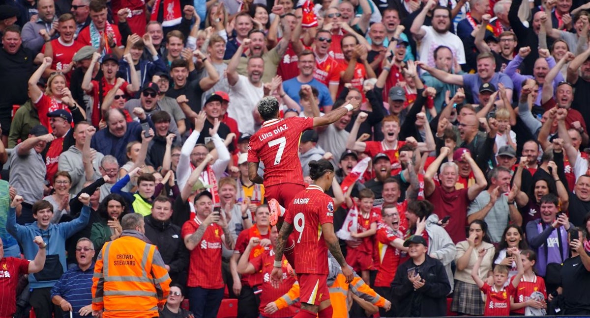 El Liverpool vuelve a la senda de la victoria tras la derrota ante el Nottingham Forest.