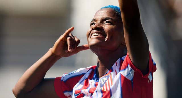 Rasheedat Ajibade zarandea los registros de Liga F, olvida los “altibajos” y hace soñar al Atlético