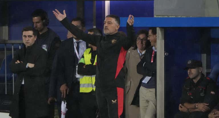García Pimienta, en el partido ante el Alavés.