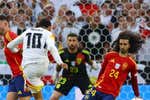 Alemania, en pie de guerra por el error con la mano de Cucurella con Toni Kroos como altavoz: «Sólo les ha llevado tres meses lo que se vio en un segundo»