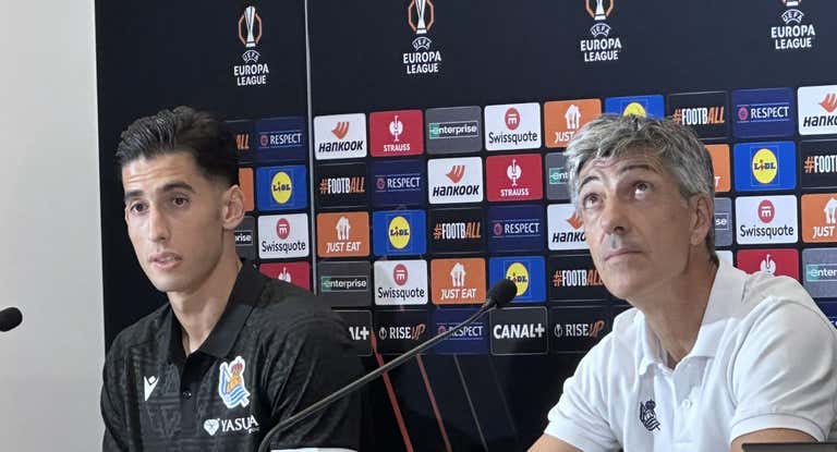 Imanol Alguacil, junto a Aguerd, en la rueda de prensa previa al choque ante el Niza.