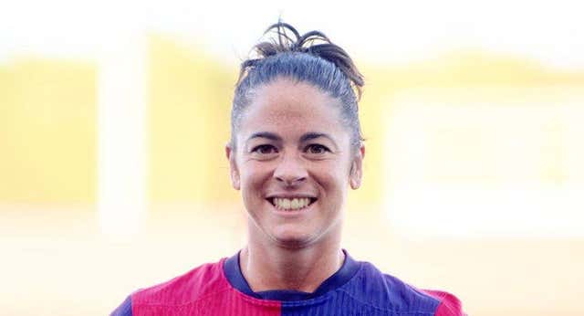 Lleva 20 años y como el primer día: homenaje, golazo y el eterno cambio de rol de Marta Torrejón en el Barça