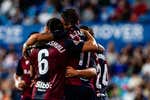 El Levante sigue intratable y hunde al Almería al son de Carlos Álvarez