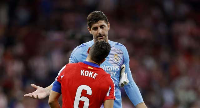 El bochorno del derbi empezó con un «¡Courtois, muérete!»