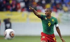 La FIFA prohíbe a Samuel Eto'o asistir durante seis meses a los partidos de Camerún