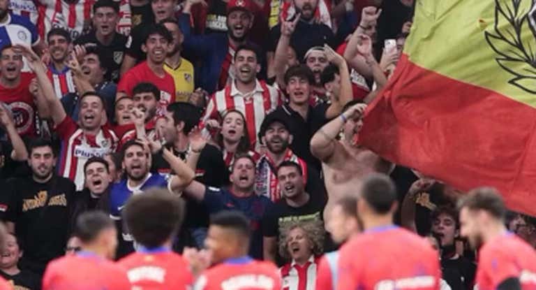 Los suspensión temporal del derbi madrileño puede traer graves sanciones para el club rojiblanco.