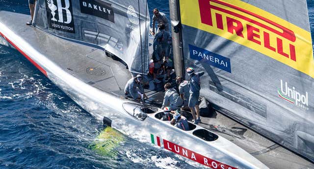 ¿Cómo reparó Luna Rossa el barco en el agua? El secreto se llama cuben