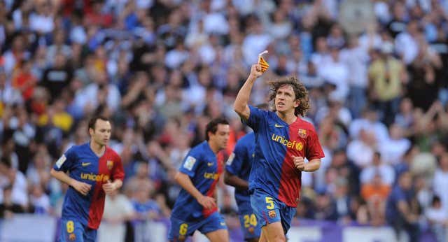 Los 25 años del debut de Puyol, el capitán que si no existiera habría que inventarlo: “Si no he de jugar, no juego, pero el pelo no me lo corto”