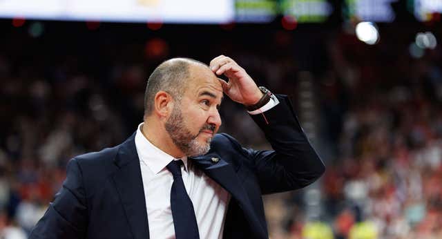 Tres derrotas consecutivas y una “pesadilla” incrementan las dudas en un nuevo Real Madrid que pide “calma”