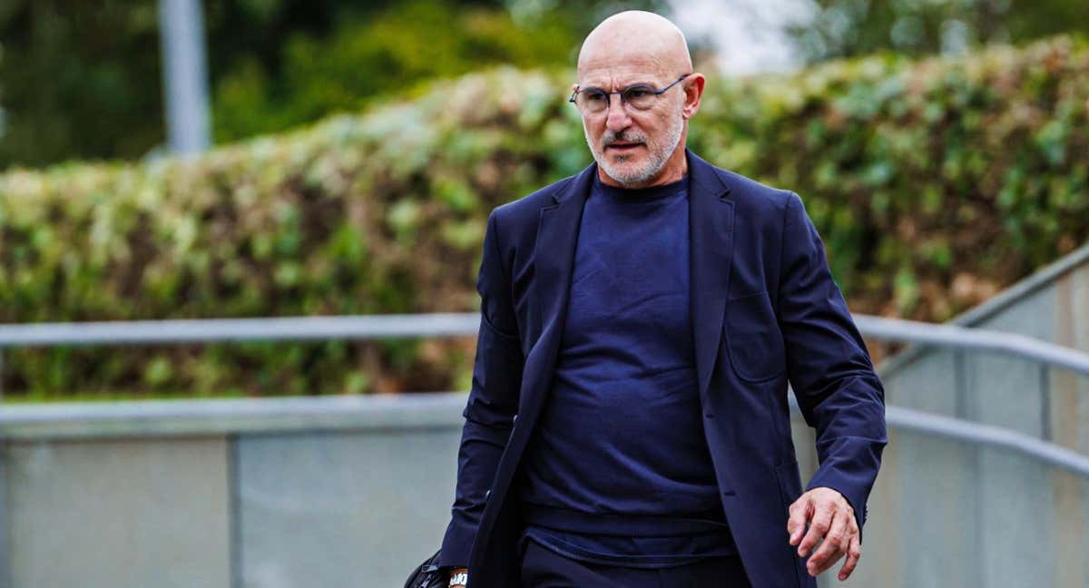De la Fuente, en su llegada a la concentración de la Selección este lunes.