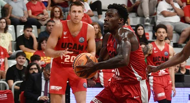 ¿Como termina la jugada: triplazo, alley-oop o ‘crossover’ y mate?