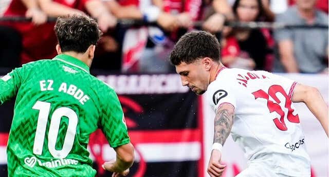 La mentalidad de Carmona que convenció a García Pimienta… y a Santi Denia: «Llegó a jugar un derbi en juveniles con el menisco roto»