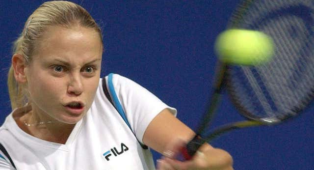Fue número 4 del mundo, ganó a Arantxa Sánchez Vicario o Monica Seles… pero convivió con un ‘monstruo’: «No había un centímetro de mi piel que no estuviera magullado»