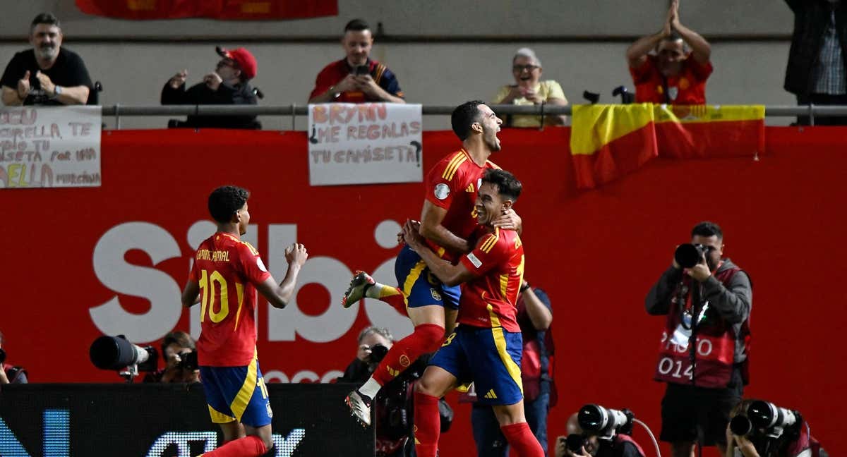 España celebra la victoria.