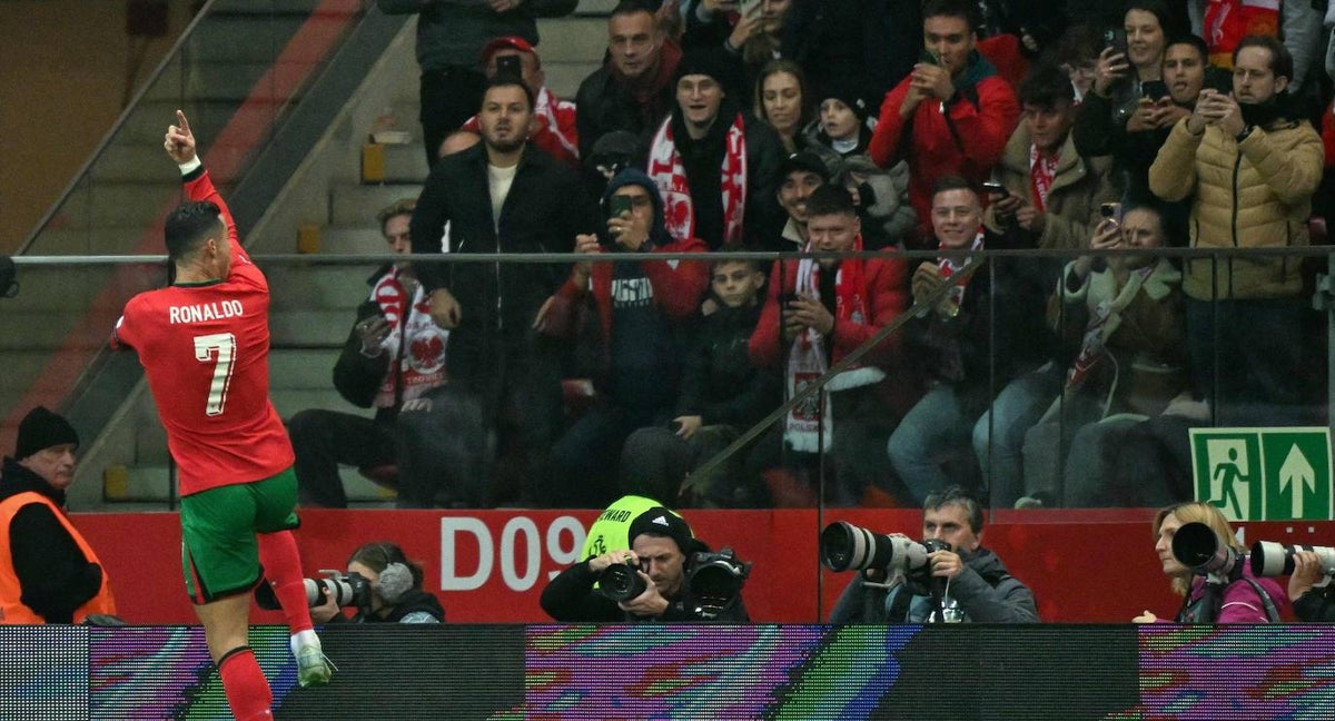 Cristiano Ronaldo celebra su gol en Polonia.