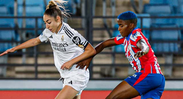 Un derbi de paradas y polémicas aleja a Real Madrid y Atlético del Barça