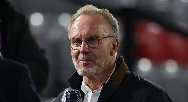 Rummenigge se apoyó en Guardiola para fichar a Kompany: “Me dijo que estaba 100% convencido de que era el entrenador adecuado”