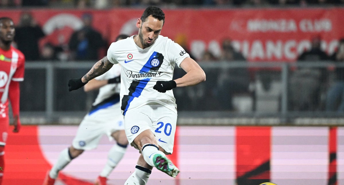 Calhanoglu, durante un partido del Inter de Milán.