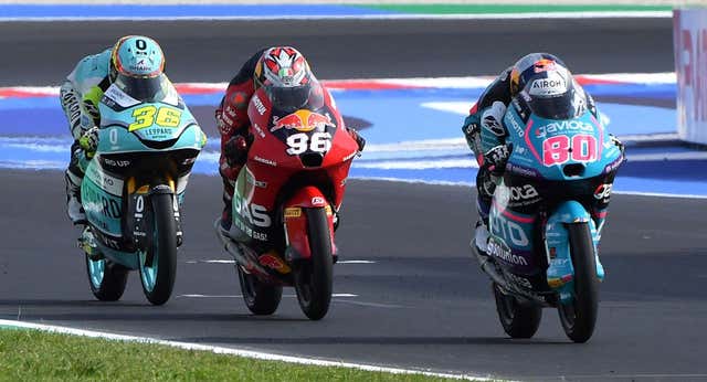 Un incuestionable Ángel Piqueras se gusta en los primeros libres de Australia de Moto3