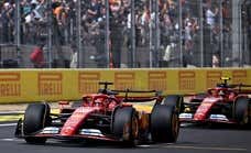Carlos Sainz, segundo, enseña su nueva cara en otro triunfo de Max Verstappen; Fernando Alonso, decimoctavo